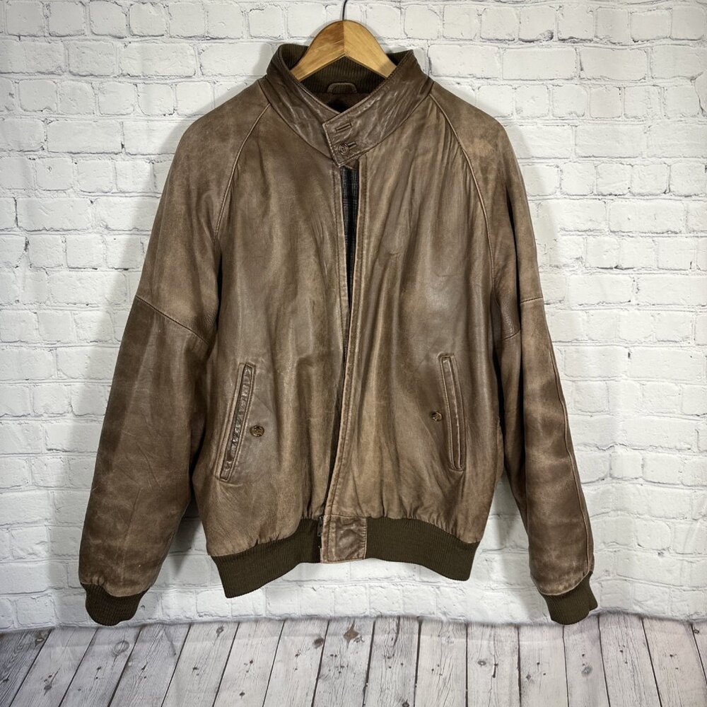 CLUB ROOM Leather Bomber Jacket Men's 46 Plaid Flannel lining‎ ZIPPER BROKEN